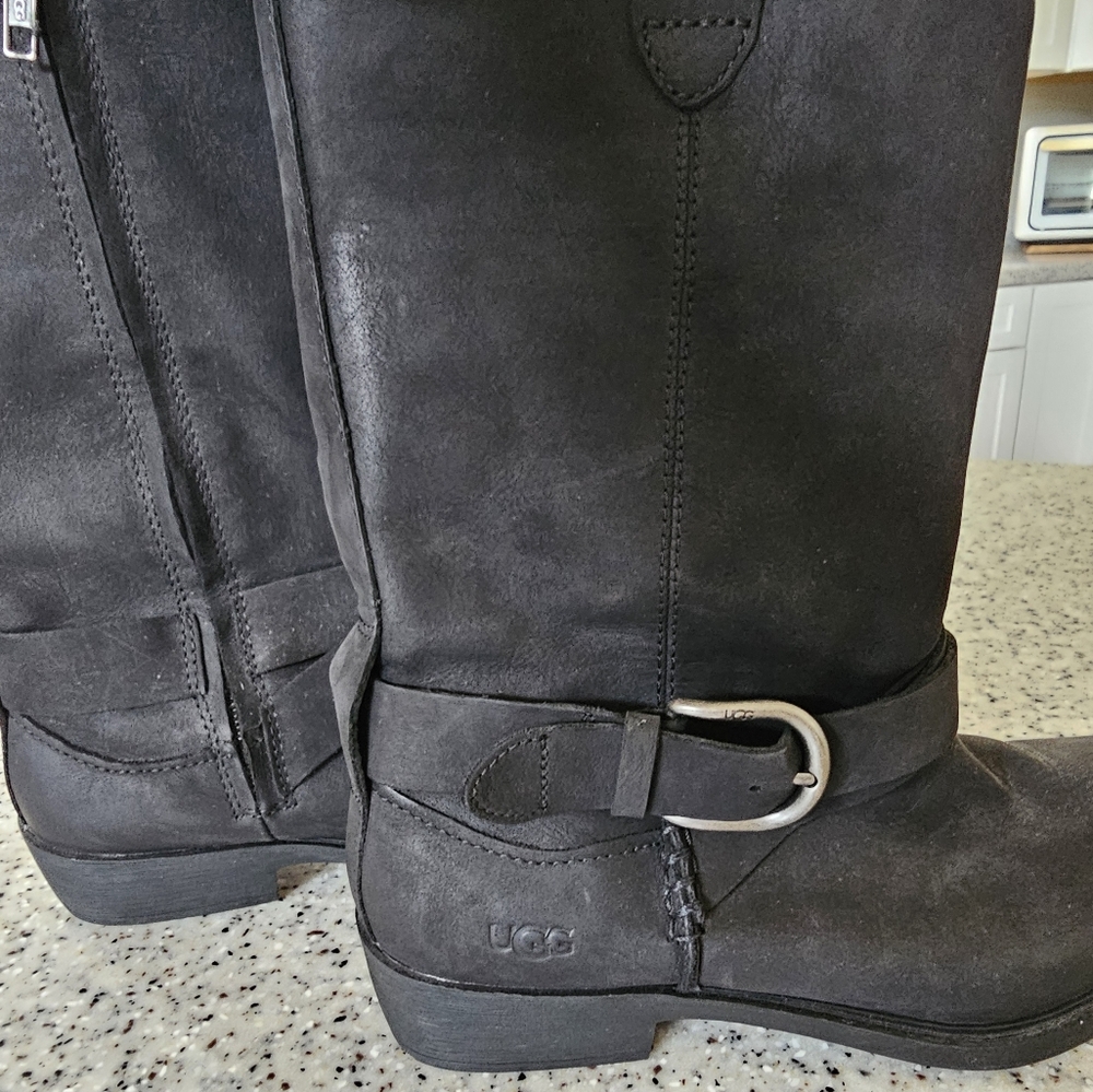 Ugg leather boots
